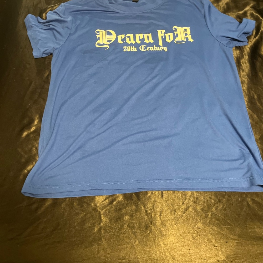 SHEIN Blue Short Sleeve Tee with Graphic Print